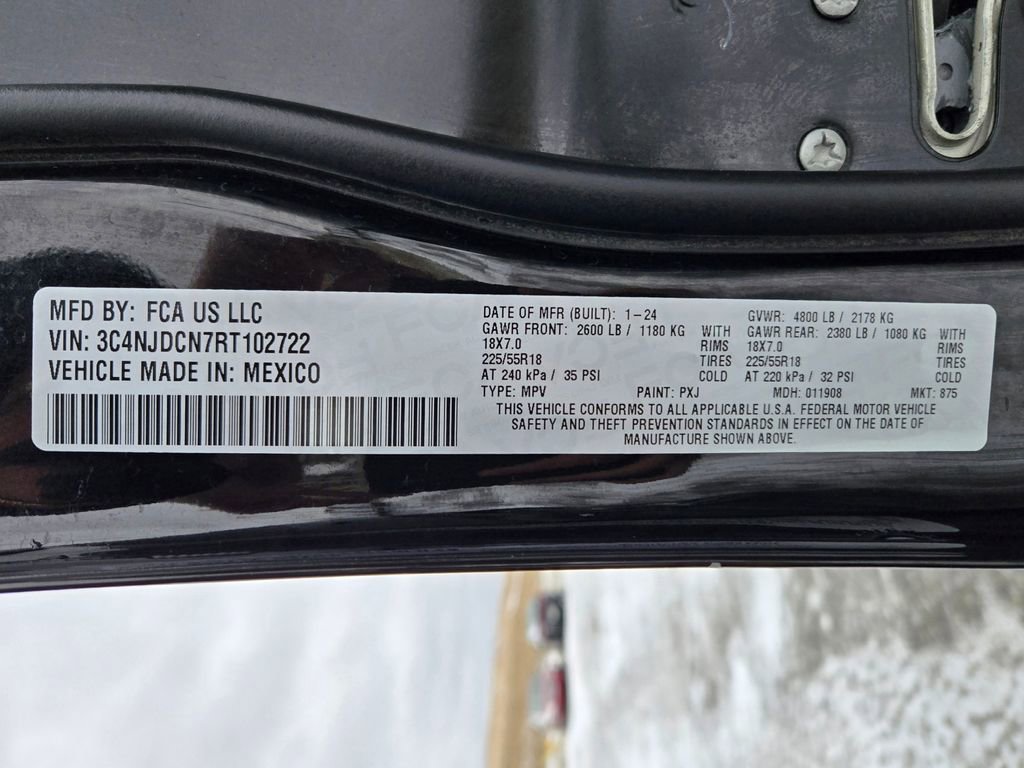 Used 2024 Jeep Compass Limited image 32