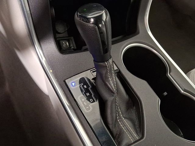 Used 2015 Toyota Camry LE FWD image 16