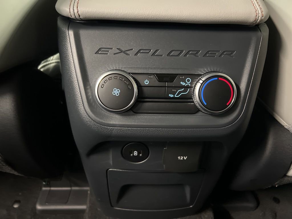 New 2026 Ford Explorer Active image 30