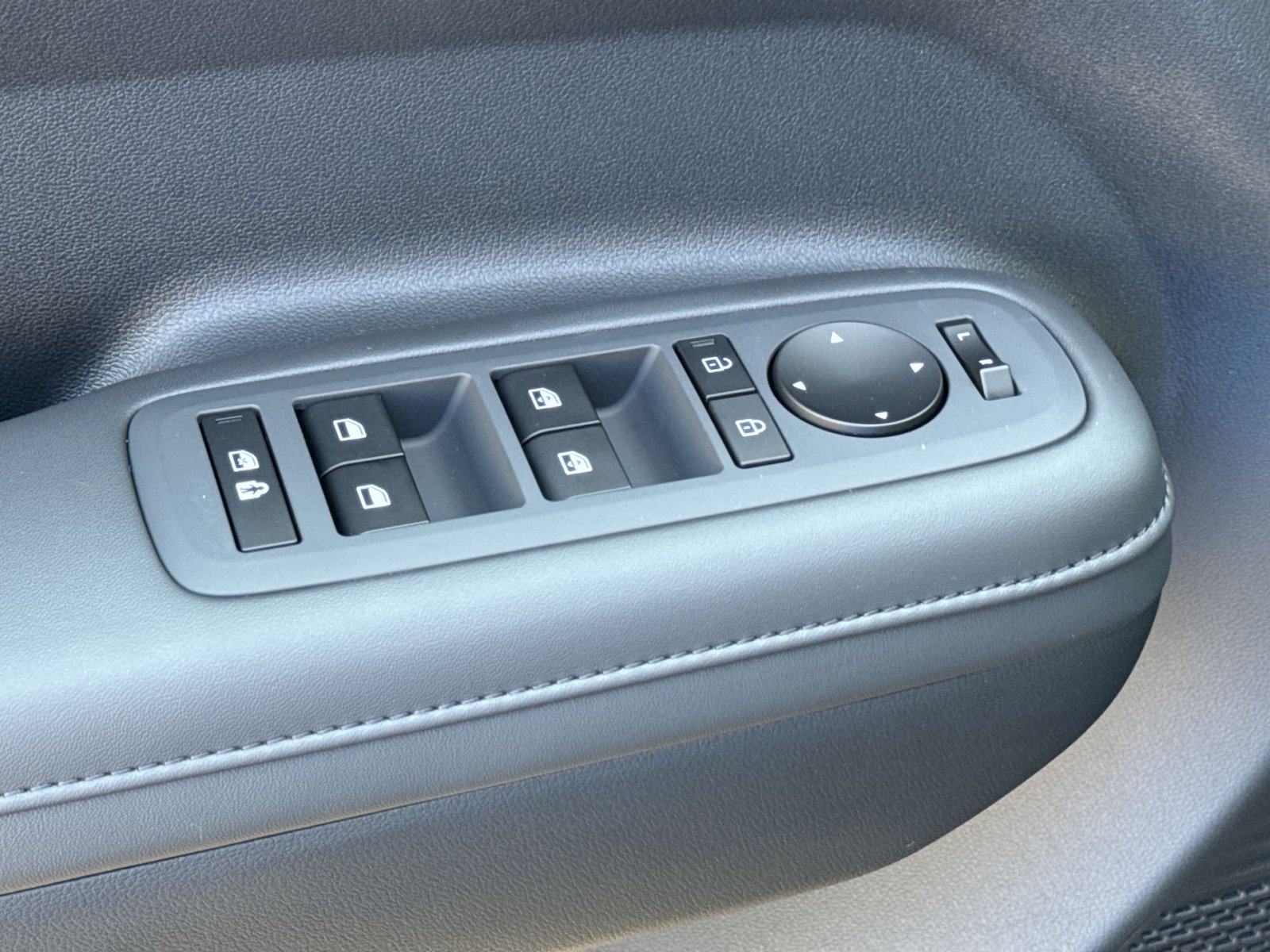 New 2027 Hyundai Santa Fe SEL AWD/4WD image 15