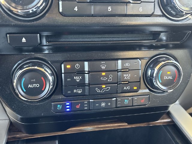 Used 2018 Ford F150 Lariat RWD image 27