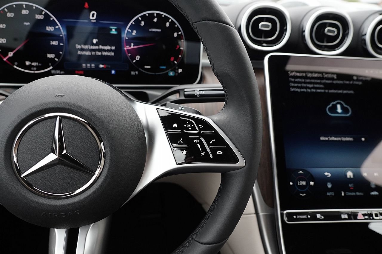 New 2026 Mercedes-Benz C 300 Sedan image 19