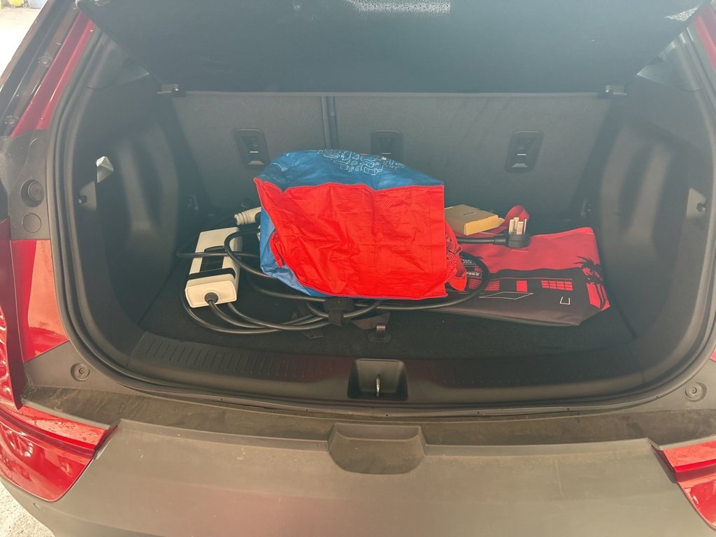 Used 2022 Chevrolet Bolt EUV LT w/ Convenience Package image 14