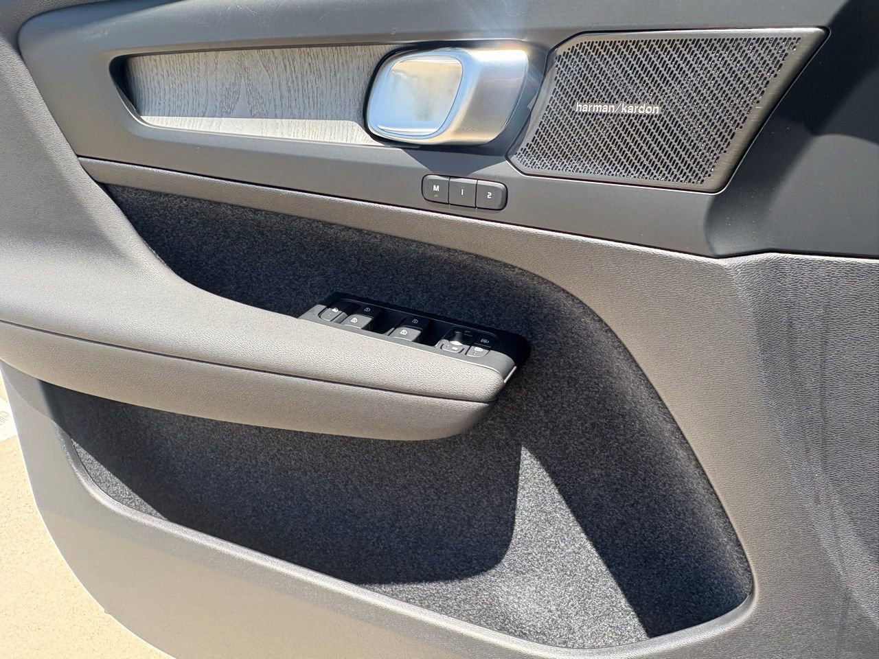 New 2026 Volvo XC40 B4 Plus w/ Protection Package Premier image 15