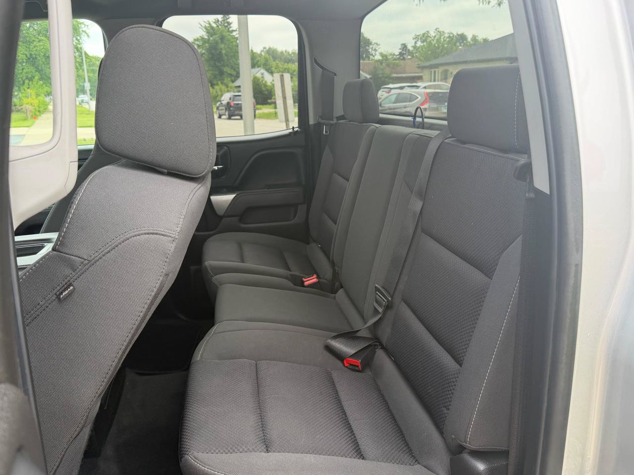 Used 2019 Chevrolet Silverado 1500 LT AWD/4WD image 6