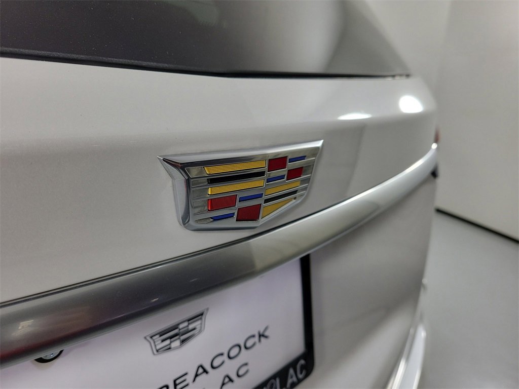 Certified 2023 Cadillac XT6 Premium Luxury image 6