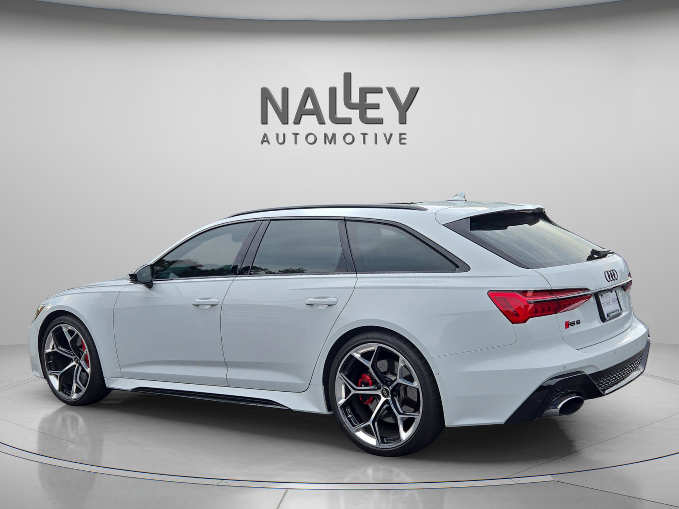 Used 2025 Audi RS 6 performance image 3