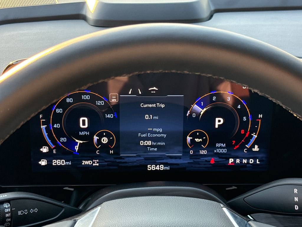 Used 2025 Chevrolet Tahoe Z71 w/ Comfort Package image 20