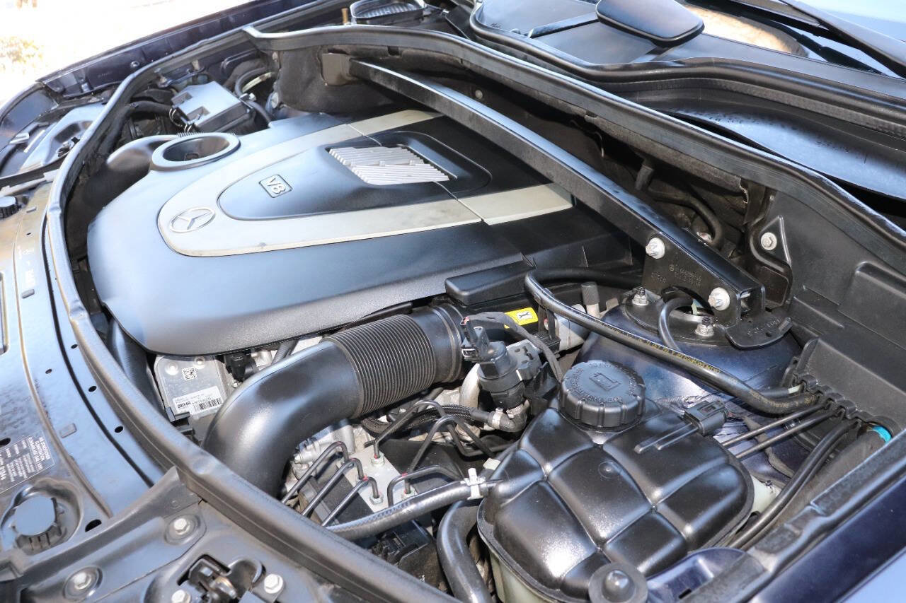 Used 2012 Mercedes-Benz GL 450 4MATIC image 13