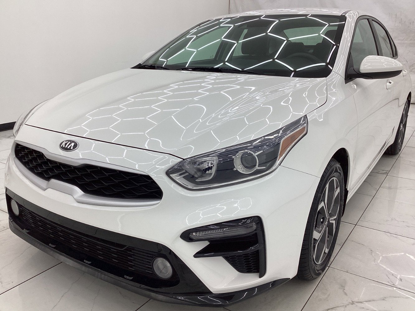 Used 2019 Kia Forte LXS FWD image 1