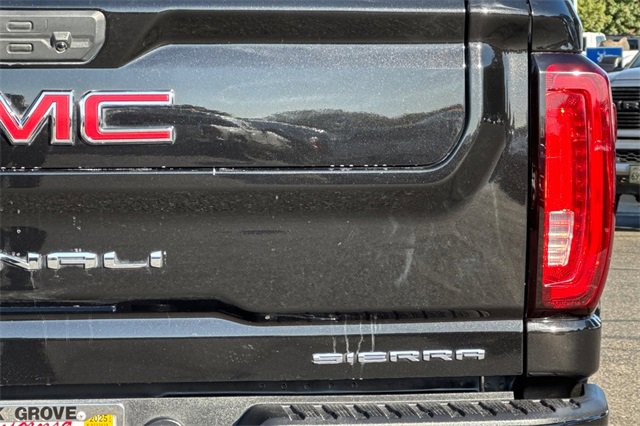 Used 2023 GMC Sierra 3500 Denali w/ Denali Black Diamond Edition image 52