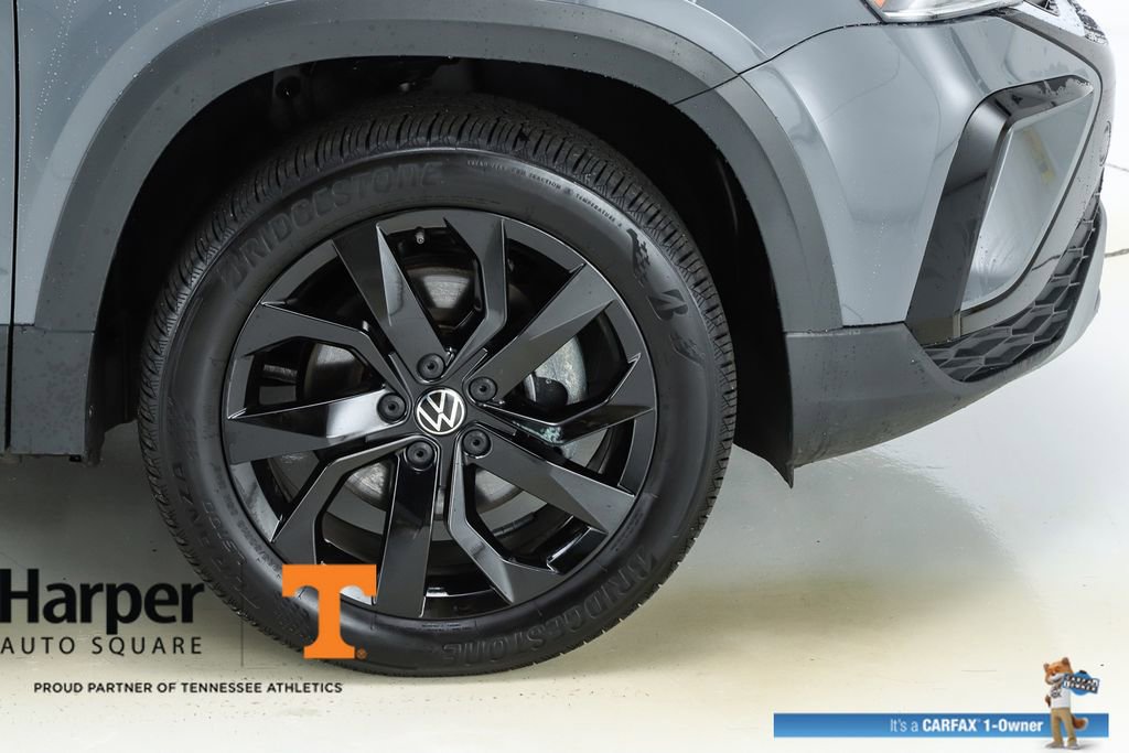 Used 2022 Volkswagen Taos SE image 14