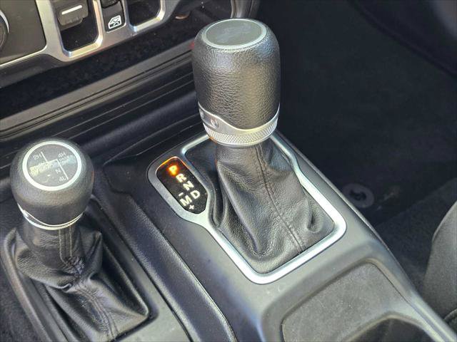 Used 2023 Jeep Wrangler Unlimited w/ 8.4" Radio Group AWD/4WD image 35