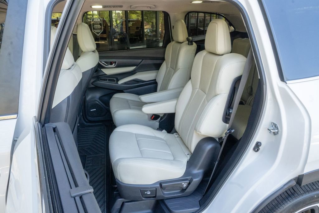 Used 2024 Subaru Ascent Limited w/ Technology Package AWD/4WD image 17