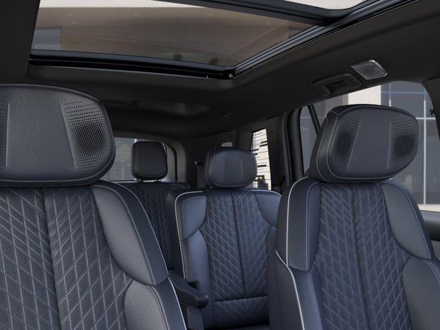 New 2026 Cadillac Vistiq Premium Luxury w/ LPO, Premium Carpet Package AWD/4WD image 24