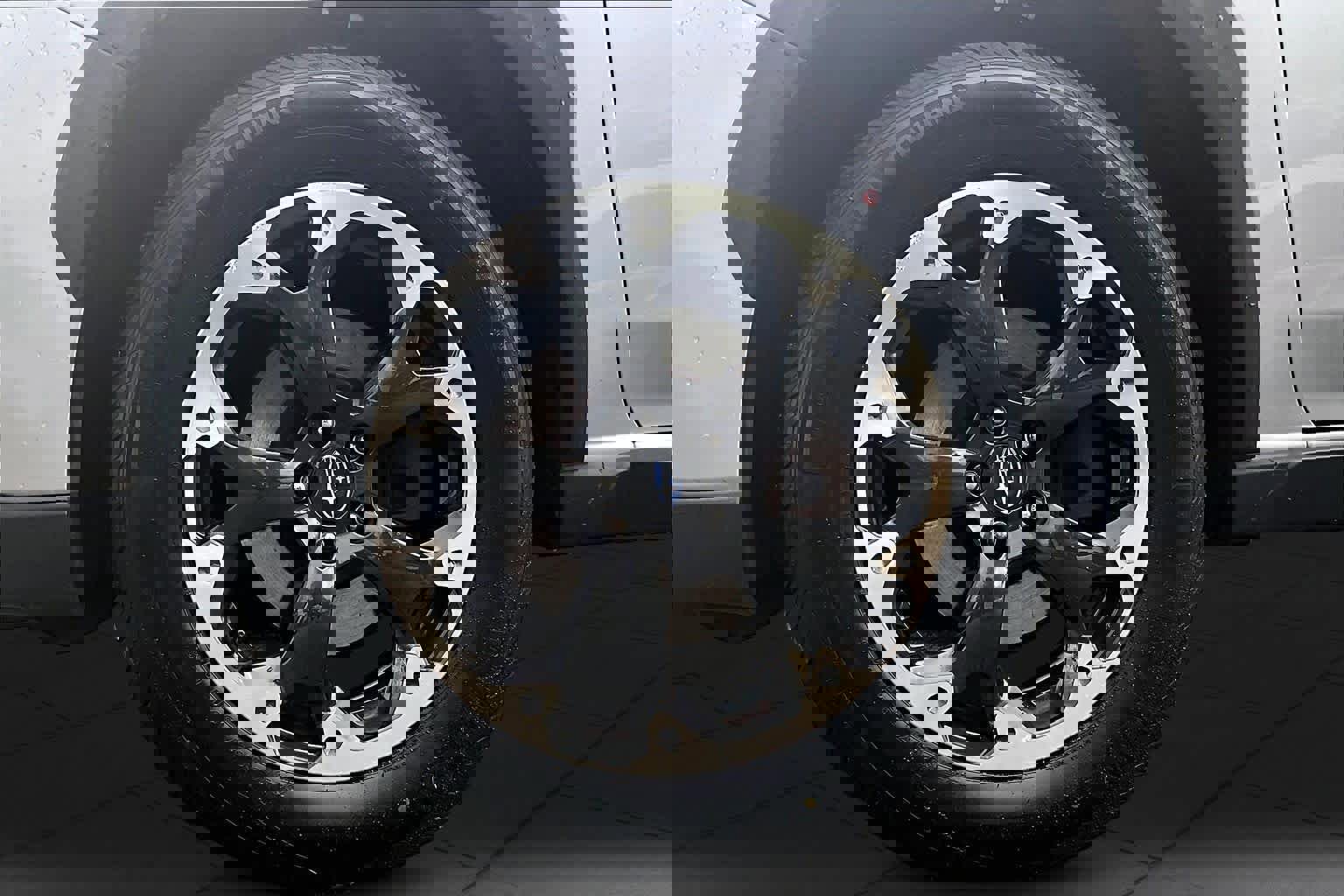 Used 2021 Subaru Crosstrek 2.0i Premium w/ Moonroof Package AWD/4WD image 11