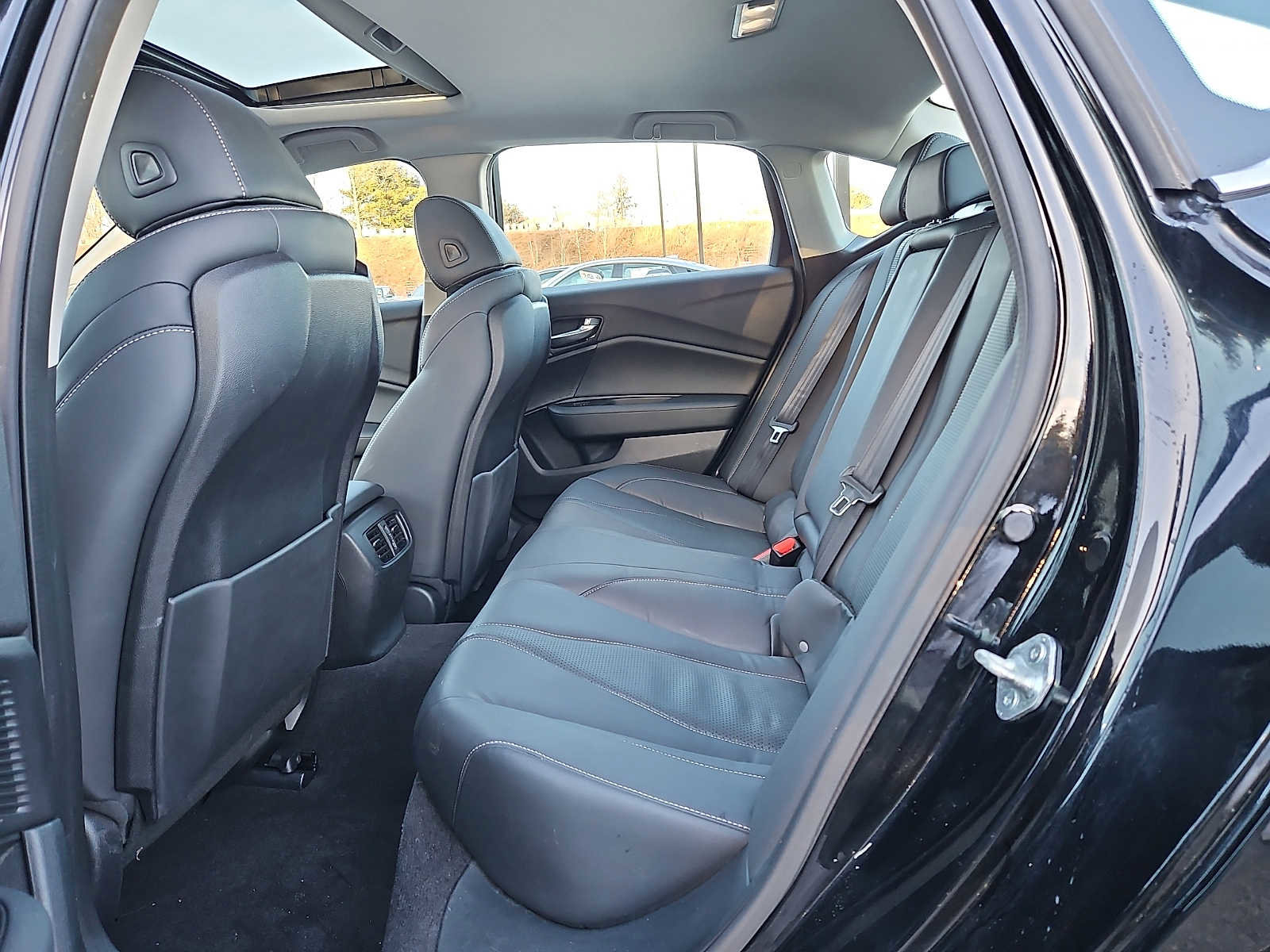 Certified 2023 Acura TLX w/ Technology Package image 12