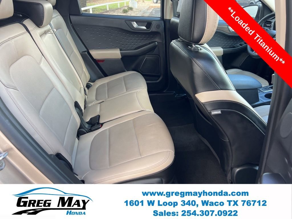 Used 2020 Ford Escape Titanium image 14