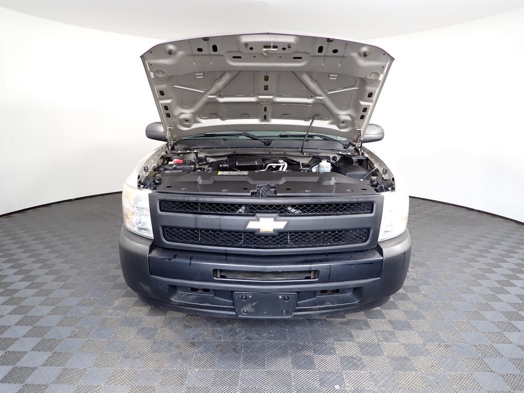 Used 2009 Chevrolet Silverado 1500 W/T image 8
