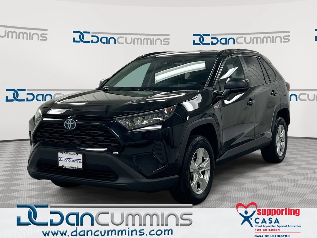Used 2021 Toyota RAV4 LE AWD/4WD image 1