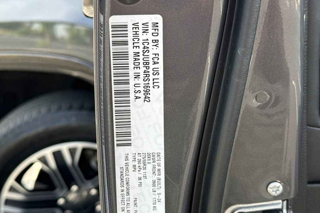 Used 2024 Jeep Wagoneer Series II w/ Flexible Seating Group image 44