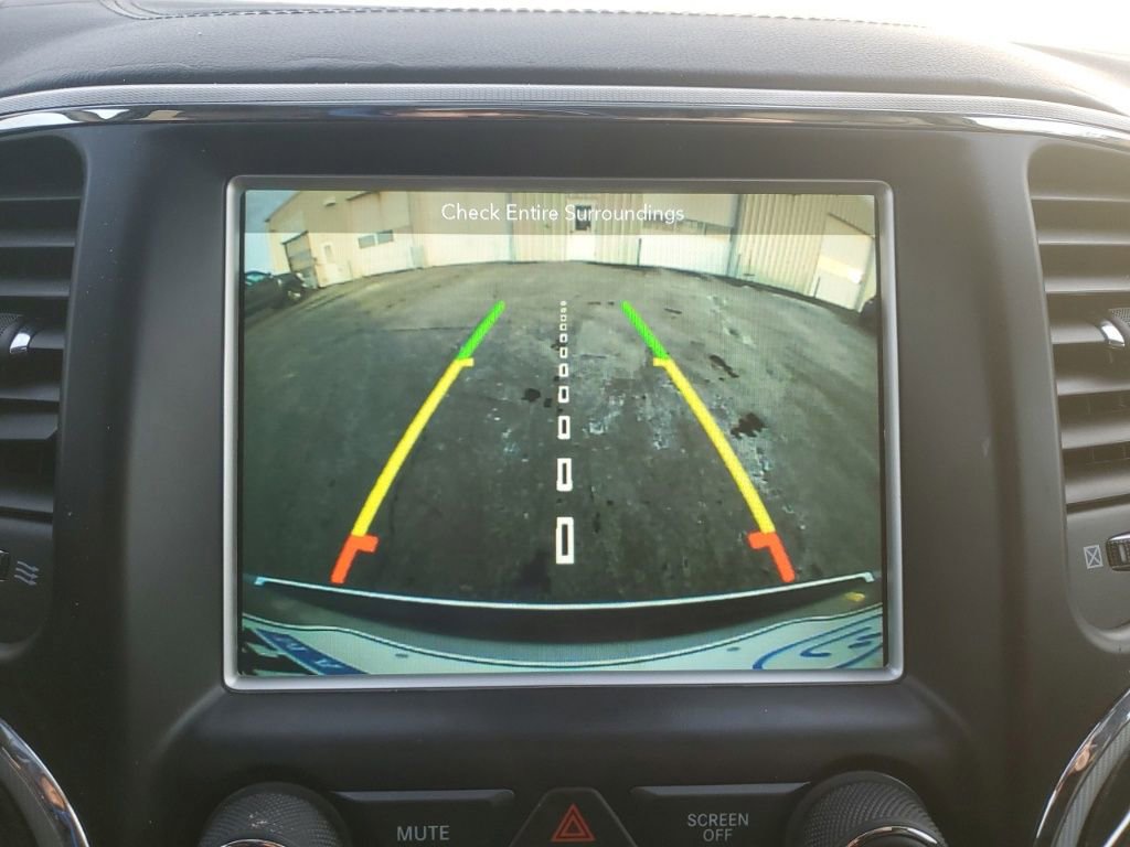 Used 2018 Jeep Grand Cherokee Summit image 16