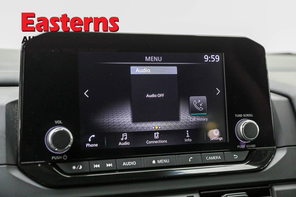 Used 2024 Nissan Pathfinder S image 20