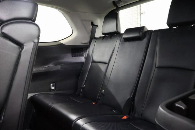 Certified 2024 Toyota Grand Highlander AWD image 35