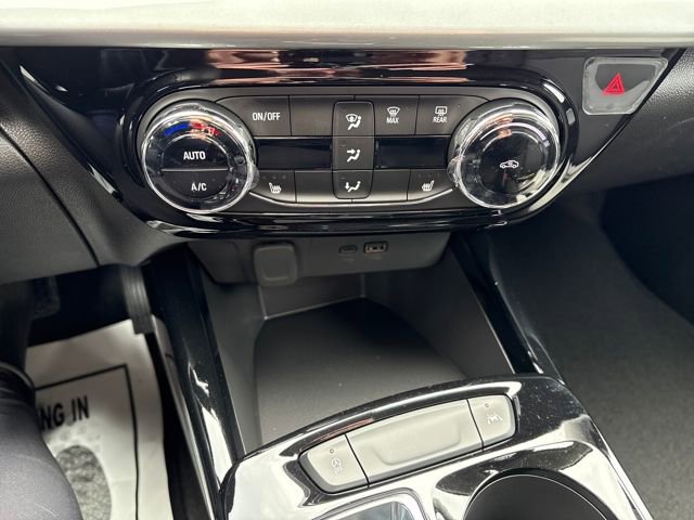 New 2026 Chevrolet Trax LT w/ Midnight Edition image 16