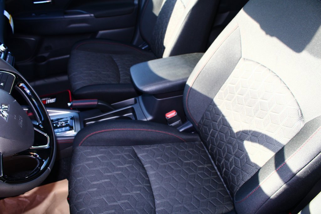 New 2026 Mitsubishi Outlander Sport AWD image 3