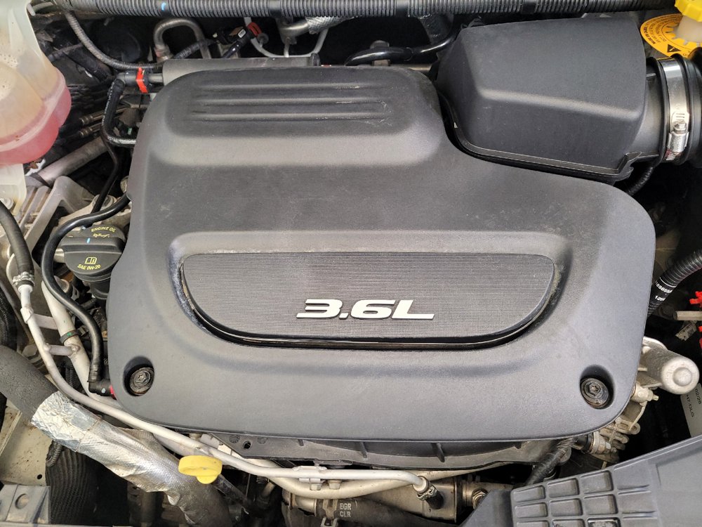 Used 2017 Chrysler Pacifica LX FWD image 30