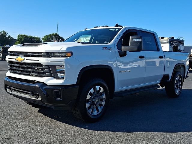 Used 2024 Chevrolet Silverado 2500 Custom w/ Custom Convenience Package AWD/4WD image 6