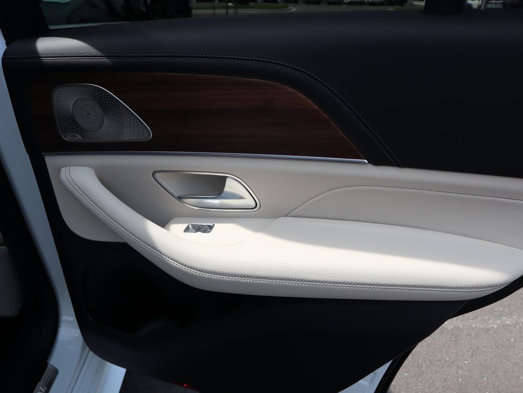 New 2026 Mercedes-Benz GLE 450 4MATIC image 11