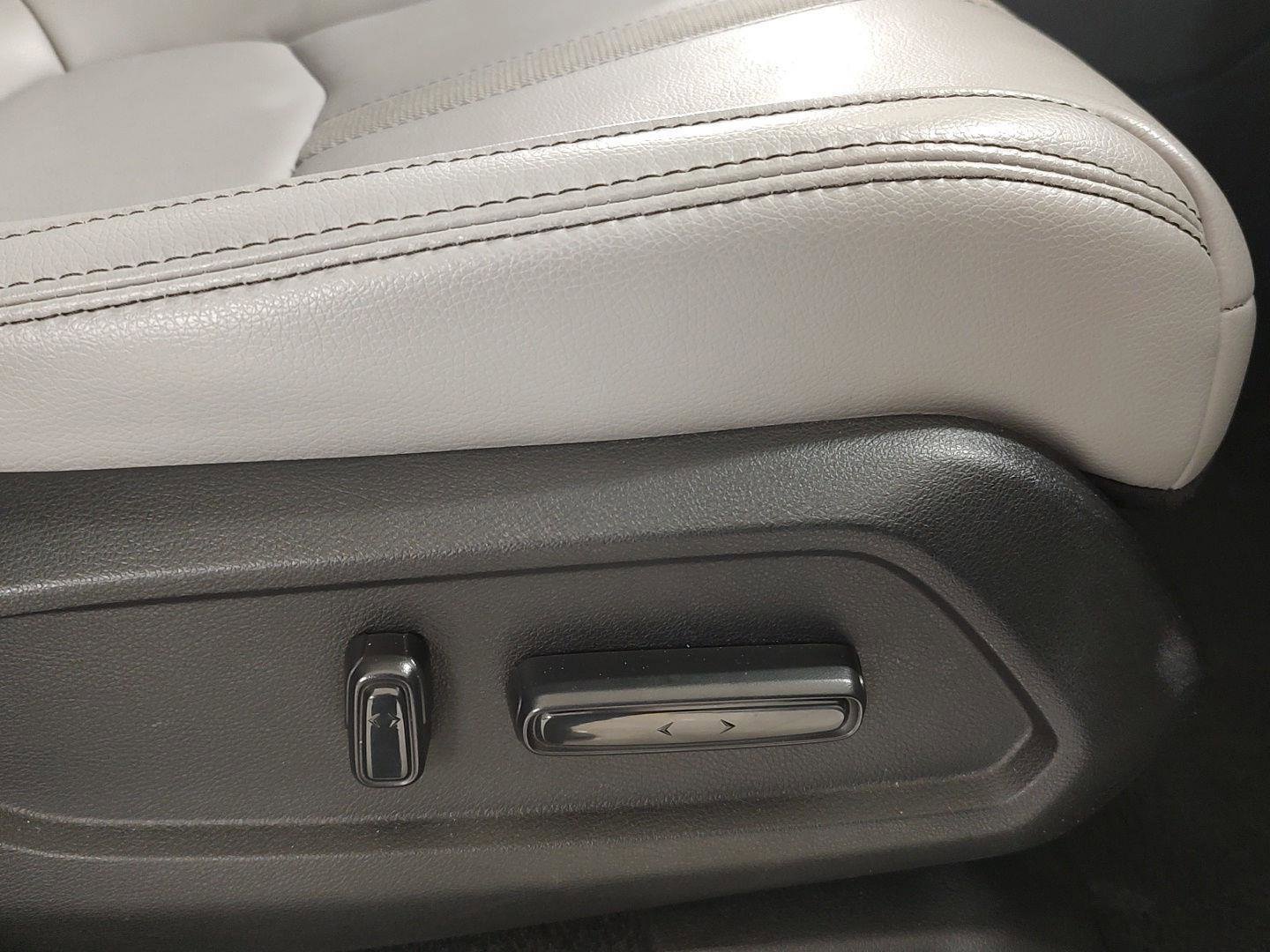 Used 2024 Honda Pilot EX-L image 5