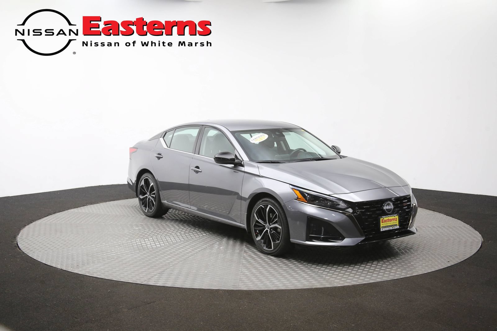 Used 2024 Nissan Altima 2.5 SR FWD image 43