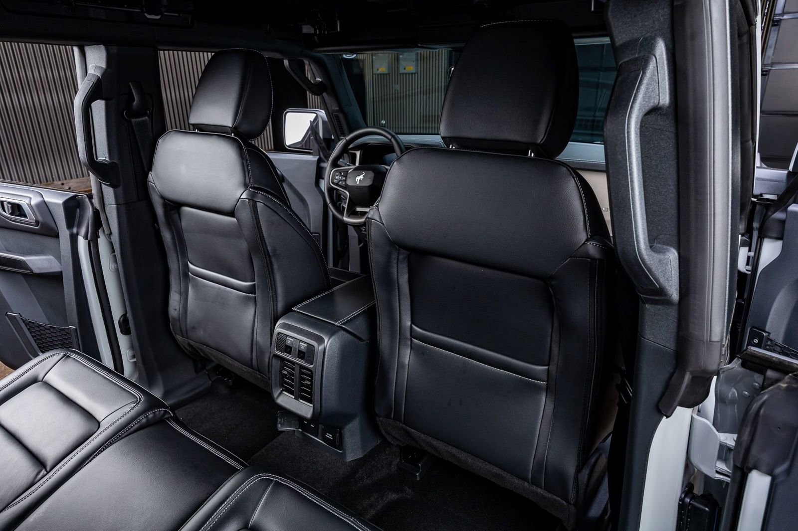 Used 2026 Ford Bronco Outer Banks image 32