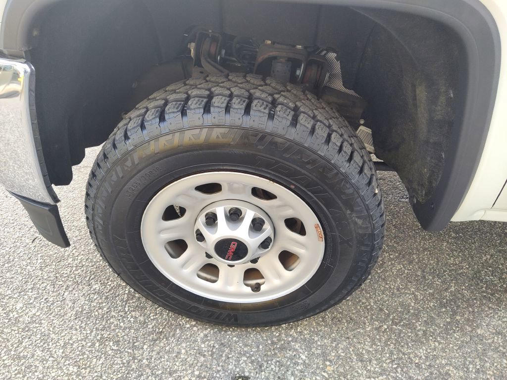 Used 2017 GMC Sierra 3500 2WD Regular Cab image 21
