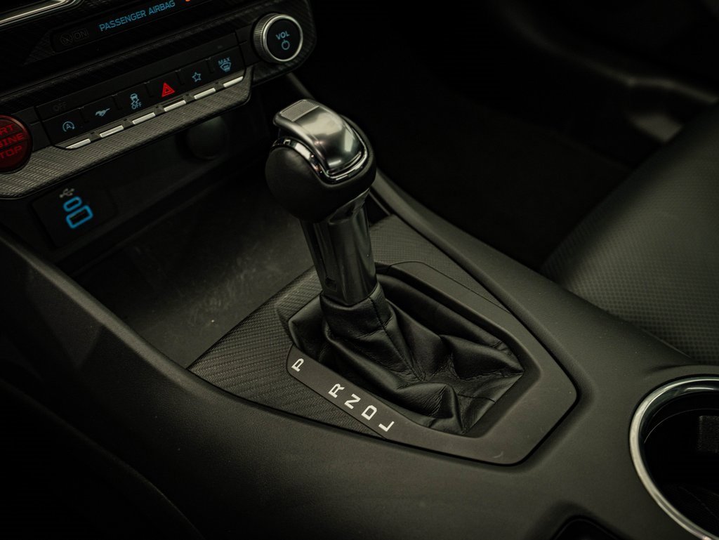 Used 2025 Ford Mustang Premium image 37