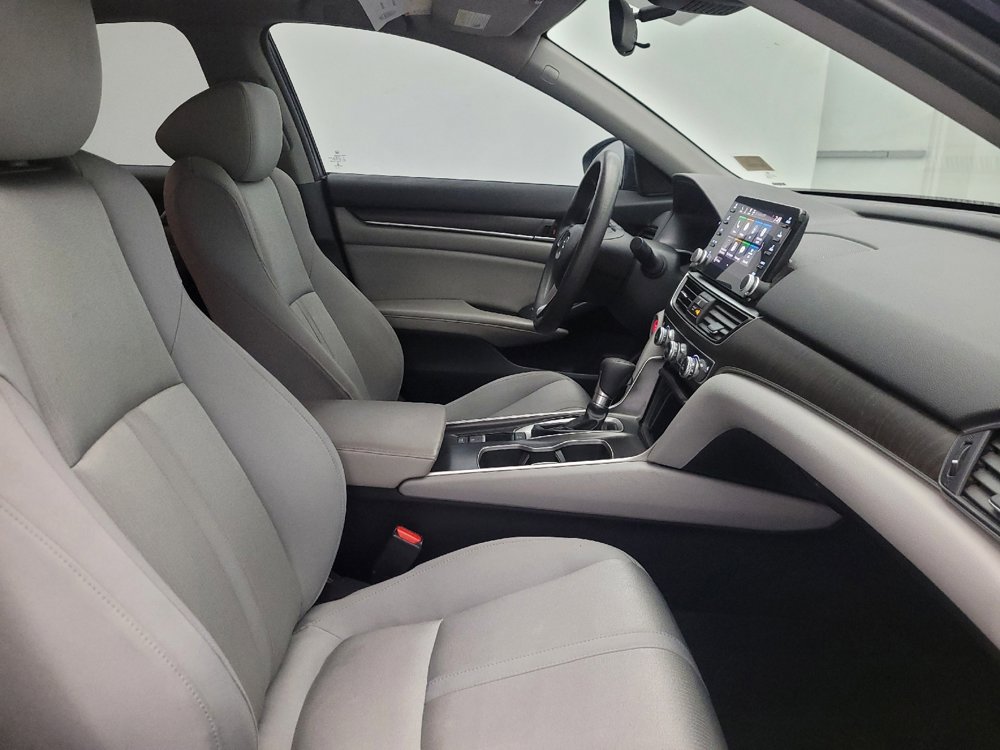 Used 2018 Honda Accord EX image 21
