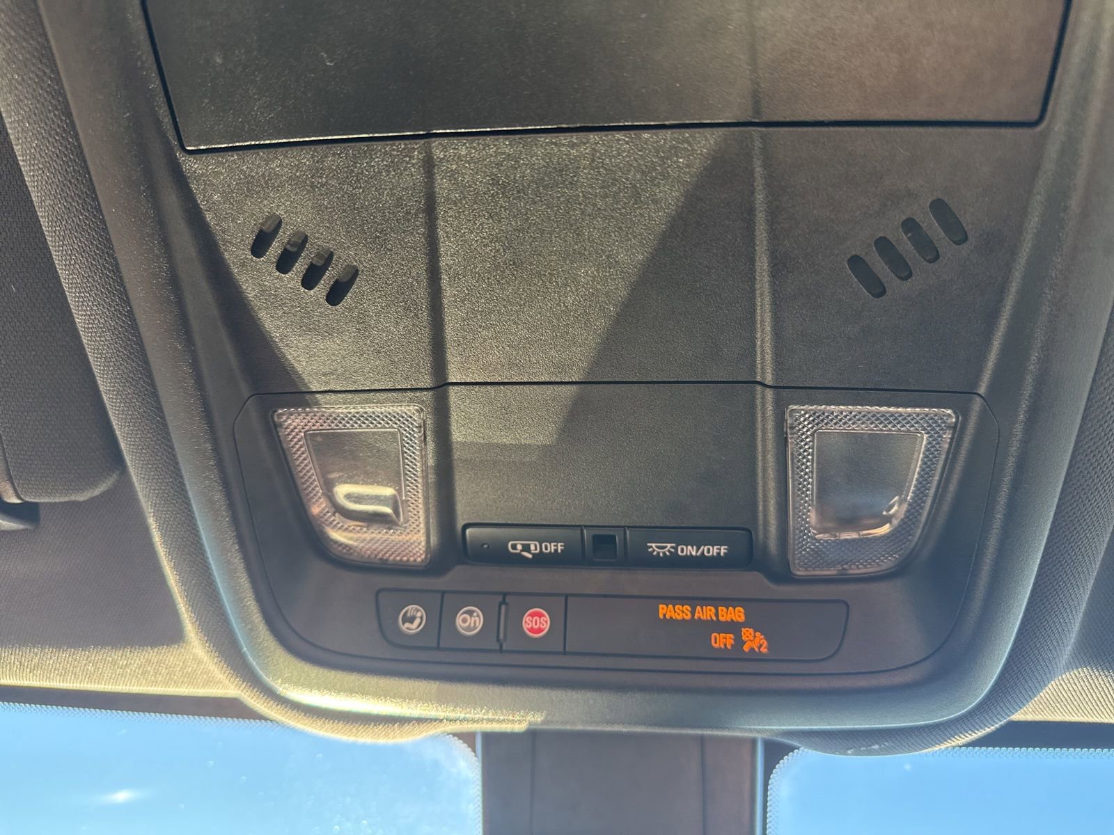 Used 2024 Chevrolet Equinox RS w/ RS Leather Package image 23