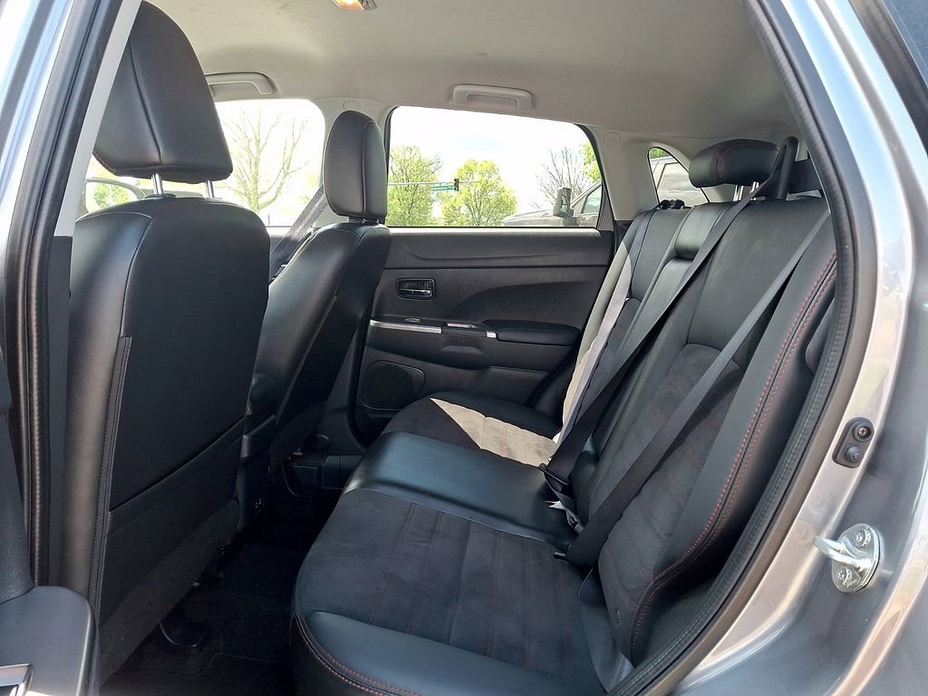 Used 2023 Mitsubishi Outlander Sport ES AWD/4WD image 10