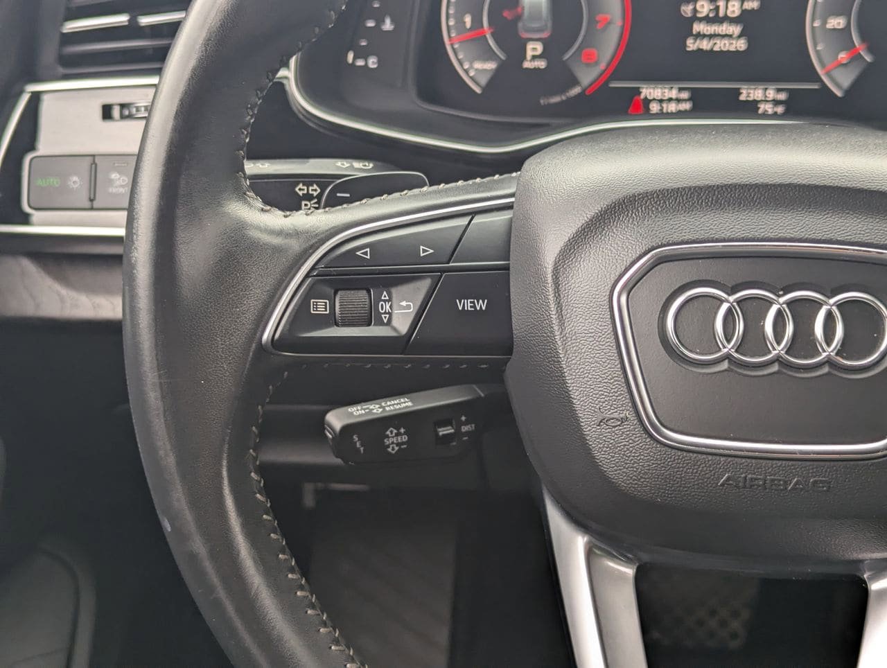 Used 2019 Audi Q8 Premium Plus AWD/4WD image 25