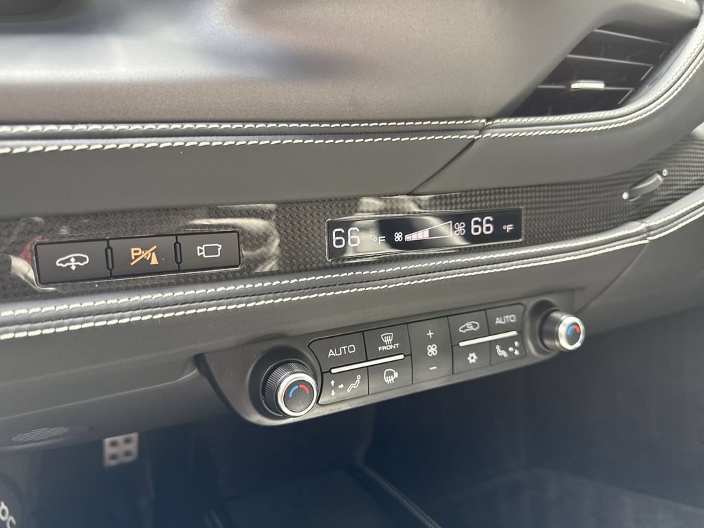 Certified 2022 Ferrari F8 Tributo RWD image 19