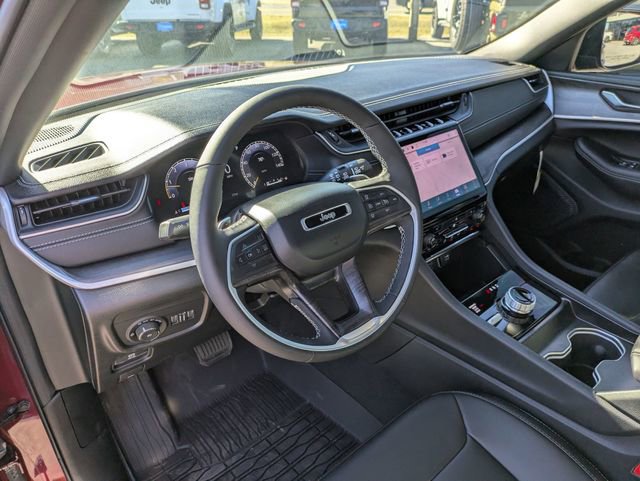 New 2025 Jeep Grand Cherokee L Limited image 32