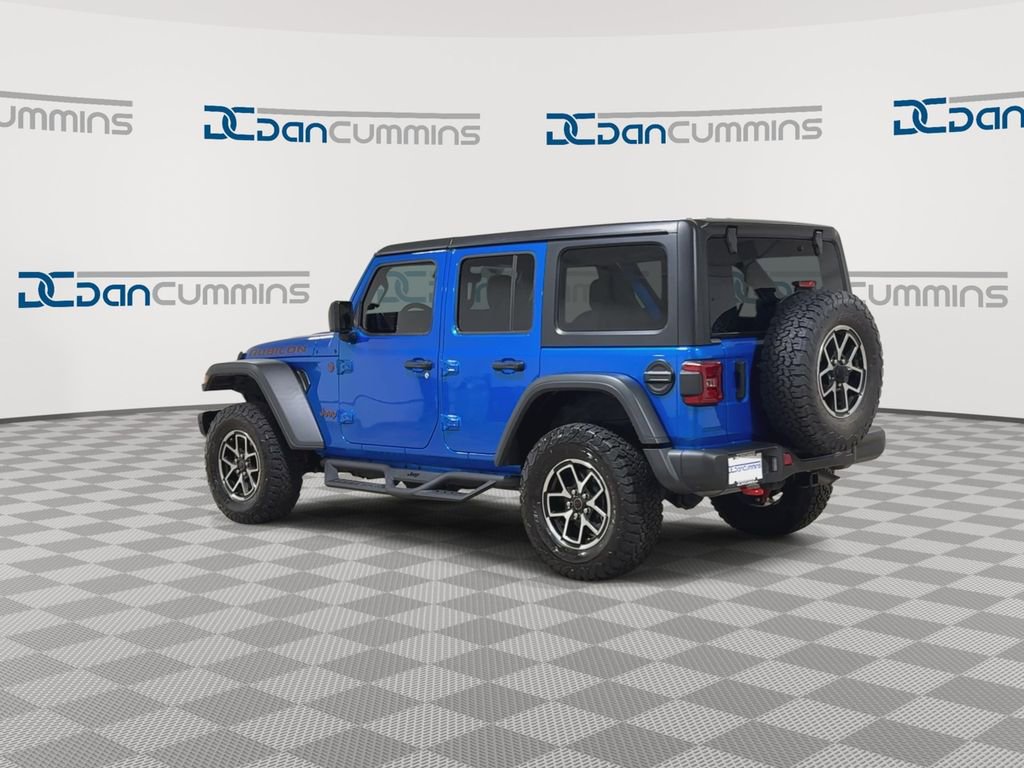 Used 2024 Jeep Wrangler Unlimited Rubicon w/ Capability Package image 6