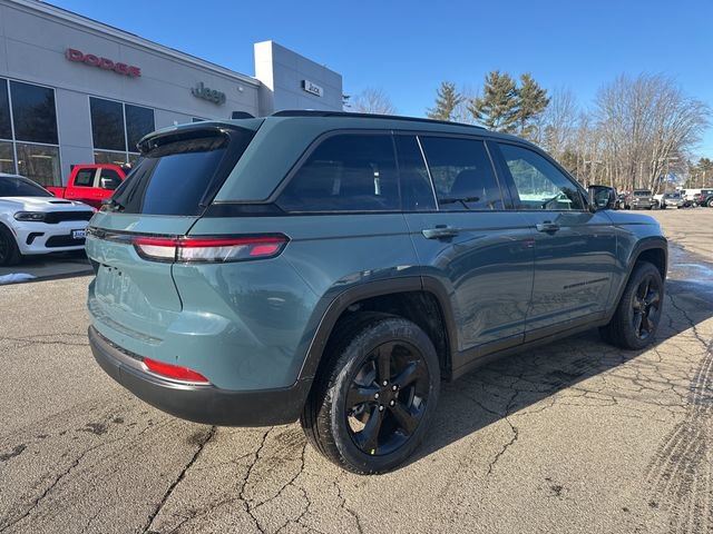 New 2026 Jeep Grand Cherokee Limited w/ Limited Altitude Package AWD/4WD image 5