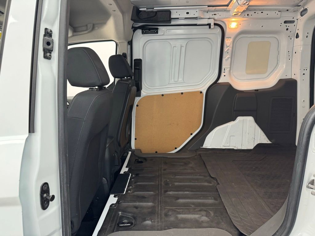 Used 2022 Ford Transit Connect XLT image 33