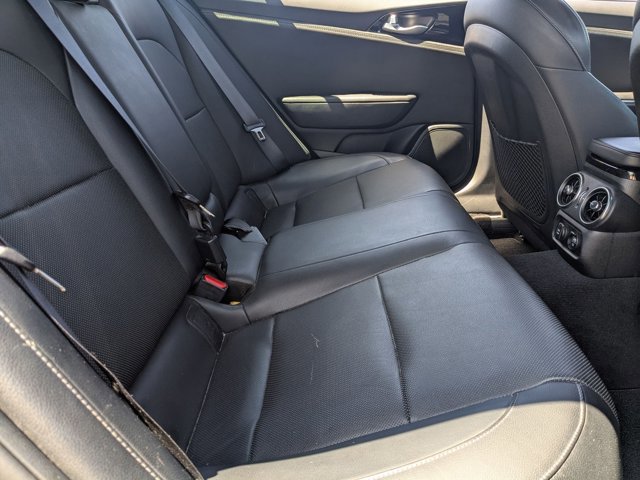 Used 2022 Kia Stinger GT-Line RWD image 19