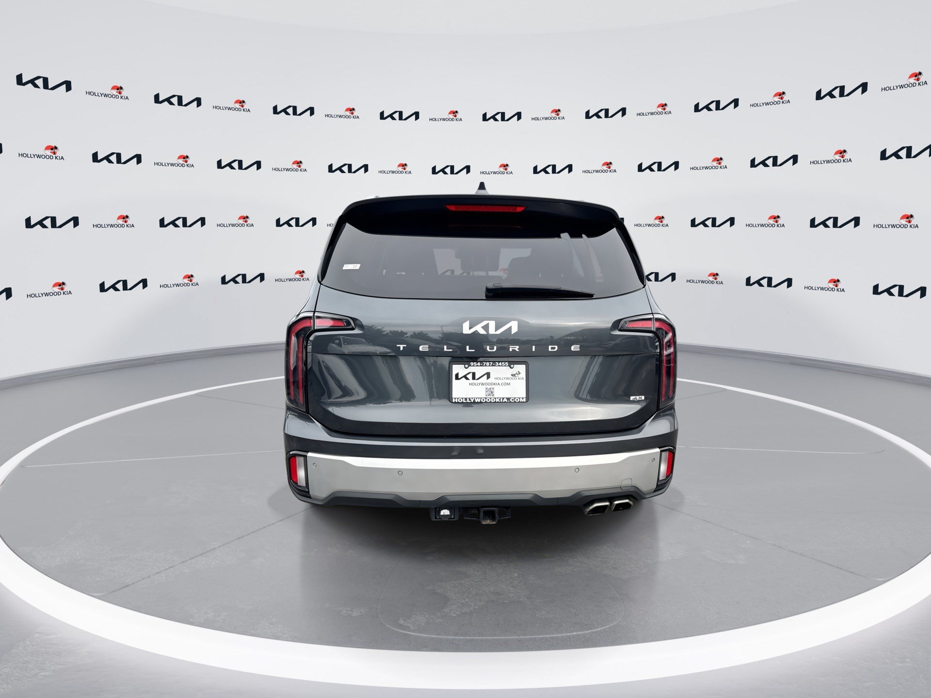 Certified 2024 Kia Telluride SX w/ Towing Package AWD/4WD image 7