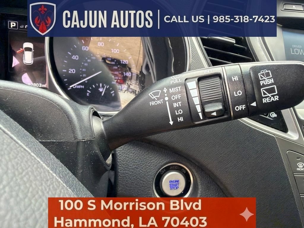Used 2017 Hyundai Santa Fe Limited FWD image 34